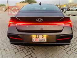 هیوندای ئەلەنترا